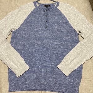 Men’s Express Henley lightweight sweater size medium blue and grey.